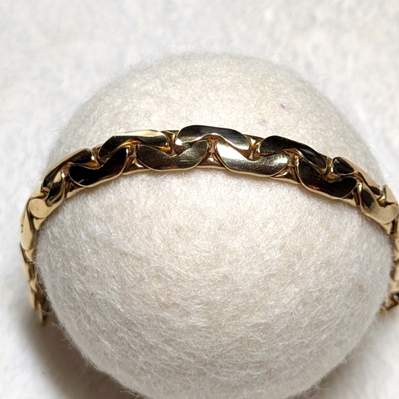 Vintage Goldtone Interlocking Link 7"  Bracelet - Picture 3 of 10